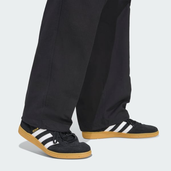adidas Trefoil Essentials Woven - Black | Free Shipping with