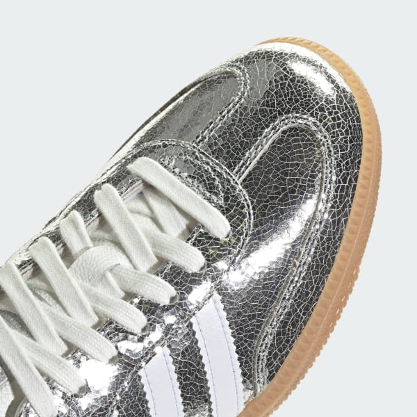adidas SAMBA OG シルバー adidas Samba OG Silver Metallic Cracked Leather (Women's