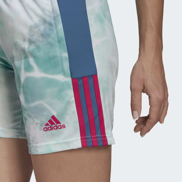 Blue Tiro Shorts UU150