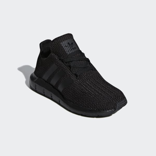 all black adidas women's swift run