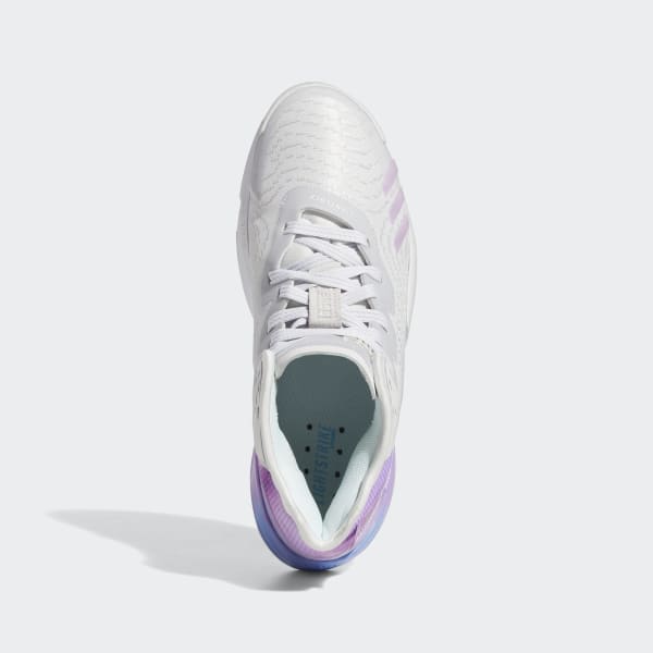 gris Chaussure D.O.N. Issue #4