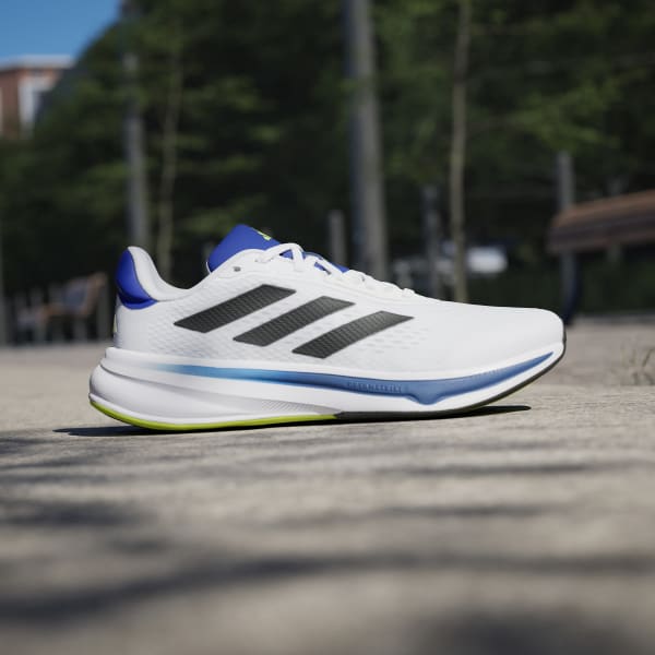 Putih Sepatu Response Super