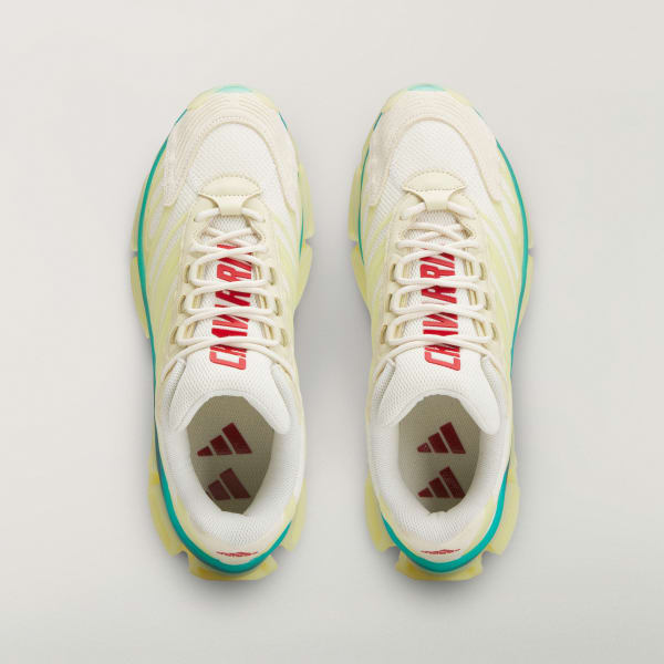 White Chavarria Megaride AG