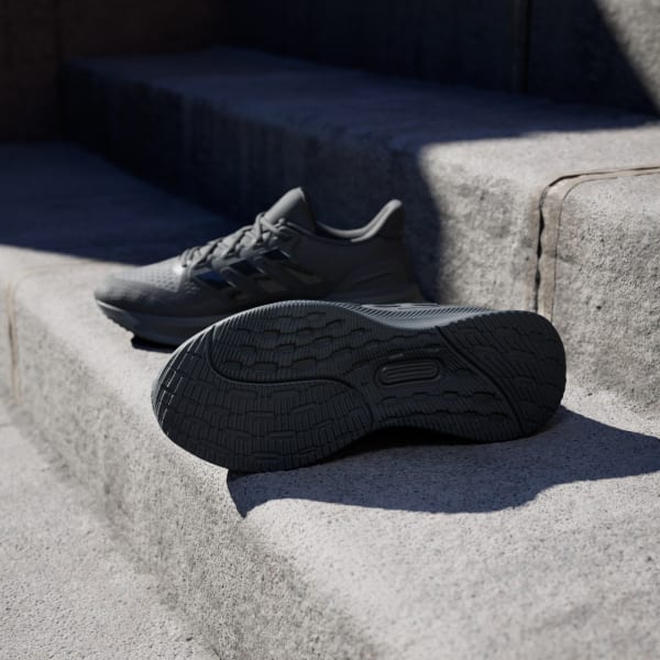 Negro Zapatillas de Running Ultrabounce 5