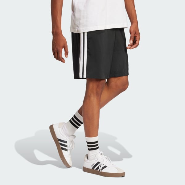 Schwarz Essentials 3-Streifen Chelsea Shorts
