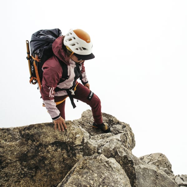 hnedá Bunda Techrock Light GORE-TEX ID042