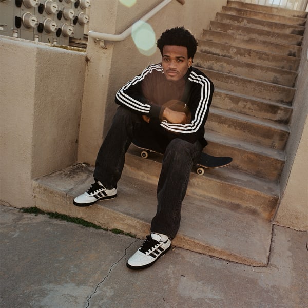 Adidas tyshawn black hot sale