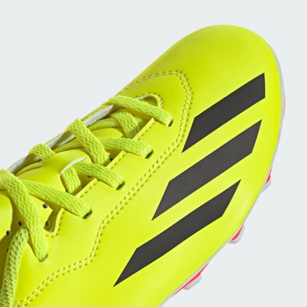 Flexible ground clearance boots