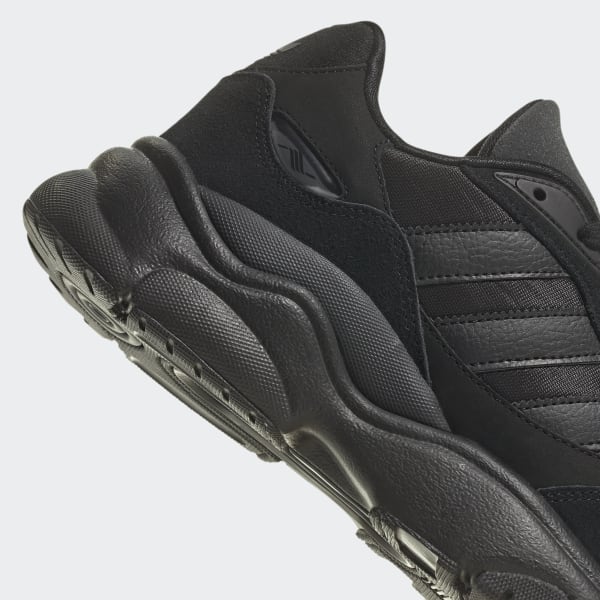 Black Retropy F90 Shoes