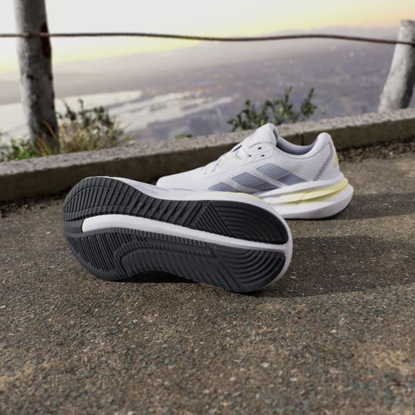 White Galaxy 7 Running Shoes