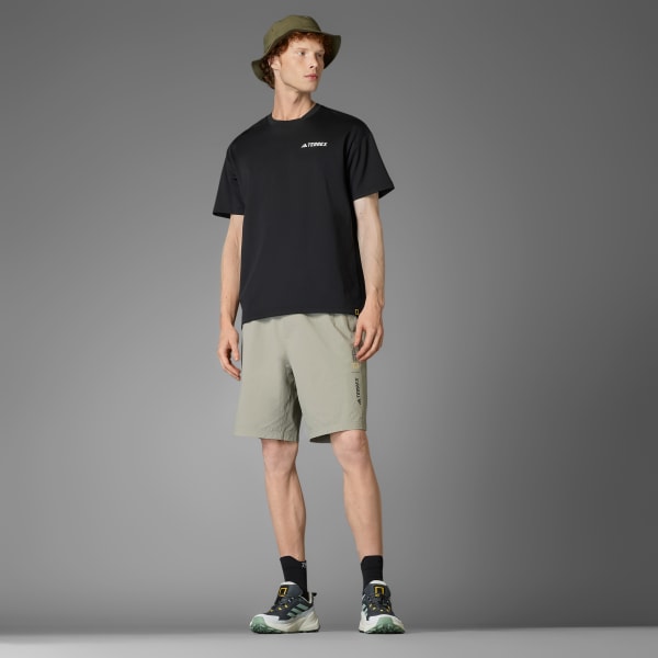 Đen Áo Thun Graphic Nat Geo AEROREADY (Unisex)