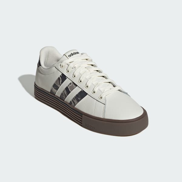 White Daily 4.0 Shoes