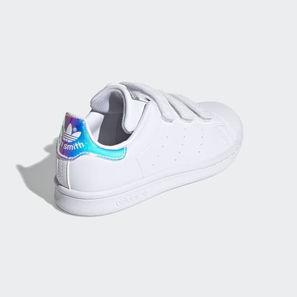 stan smith holographique