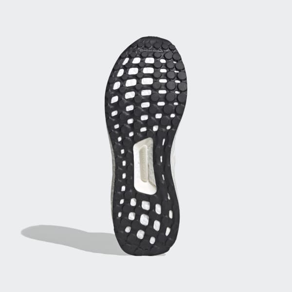 trang UltraBOOST DNA X STAR WARS