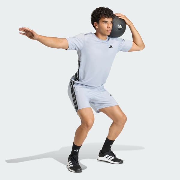 Grey WORKOUT ESSENTIALS BASE 3 STRIPES WOVEN 쇼츠