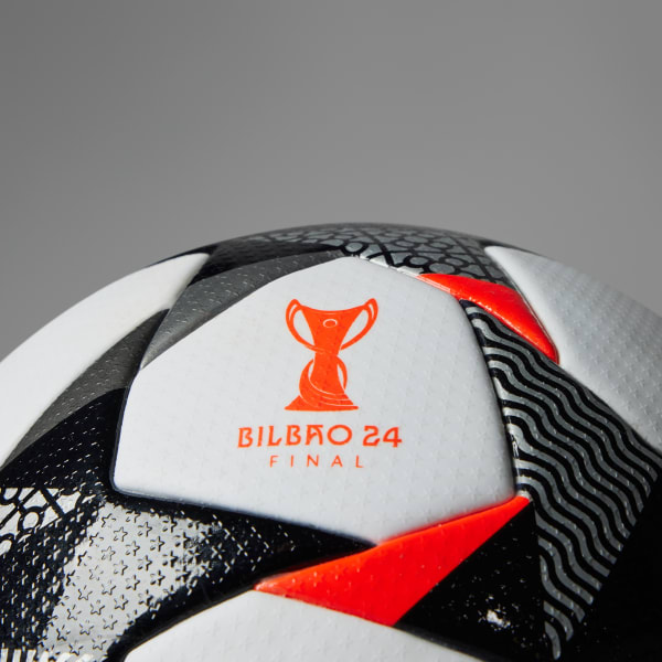 White UWCL Pro 23/24 Knockout Ball