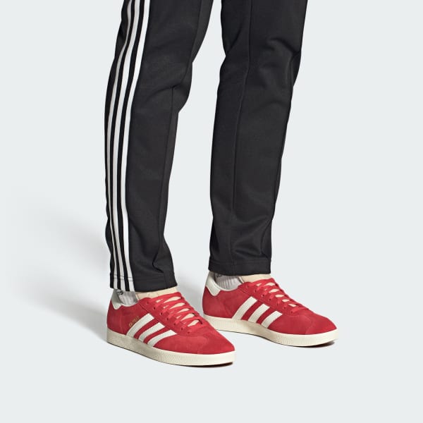 Adidas gazelle hombre rojas hotsell