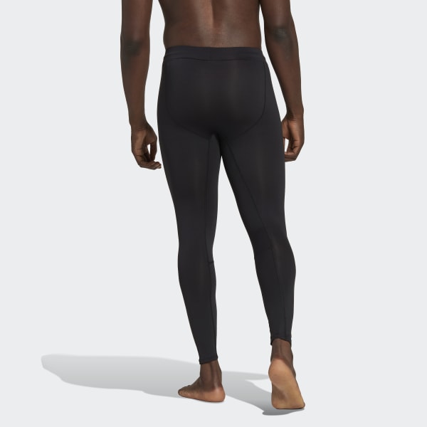 cierna Legíny Yoga Training 7/8