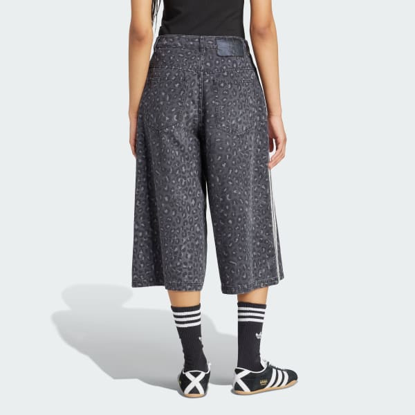 หลากสี กางเกงเดนิมขาสั้นทรงเบอร์มิวดา adidas Originals