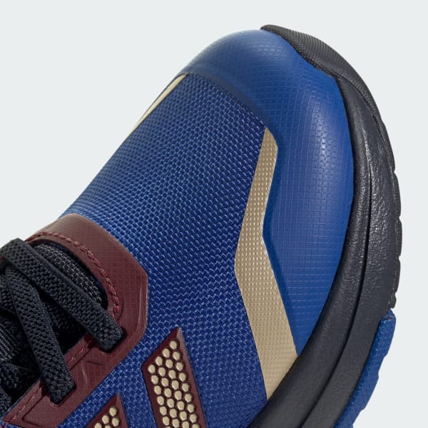 Captain marvel am4 adidas store