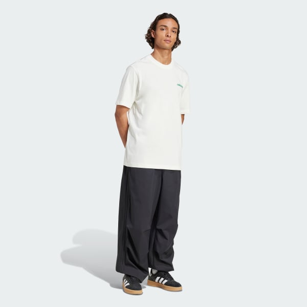 White Calm Coffee Bear Graphic T-Shirt