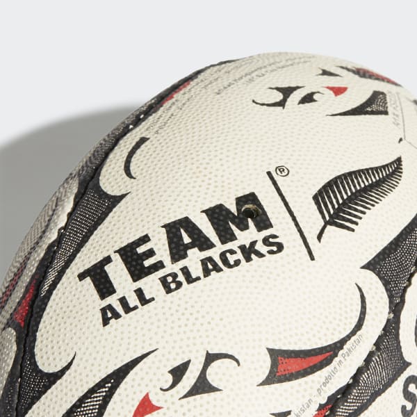White New Zealand Mini Rugby Ball IRJ87