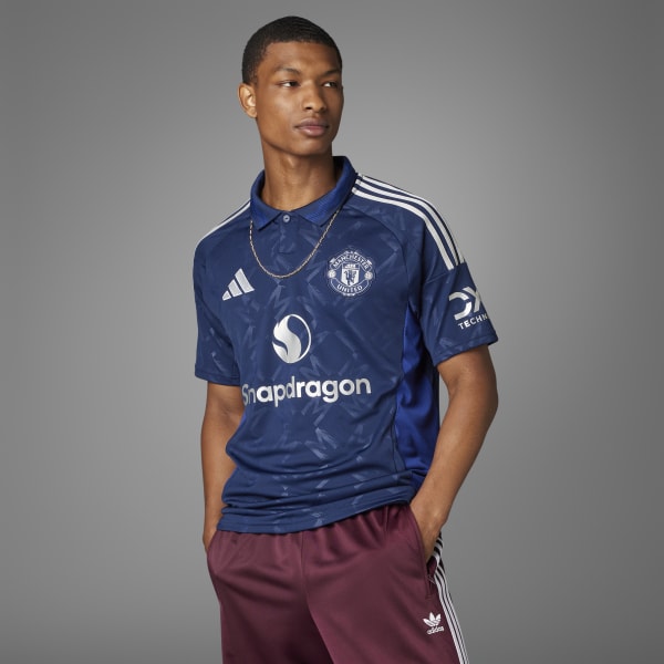 Manchester united jersey singapore deals