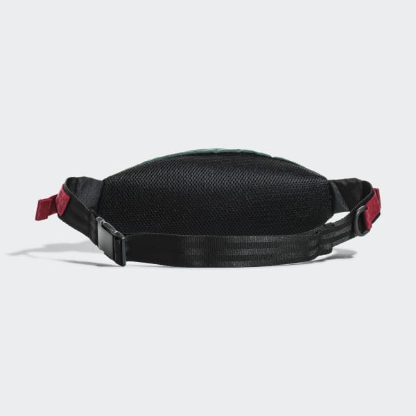 Adidas neo waist best sale bag x disney
