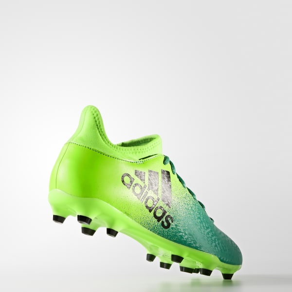 zapatos de futbol adidas verdes
