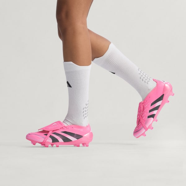 Predator Elite Fold-Over Tongue Firm Ground Cleats