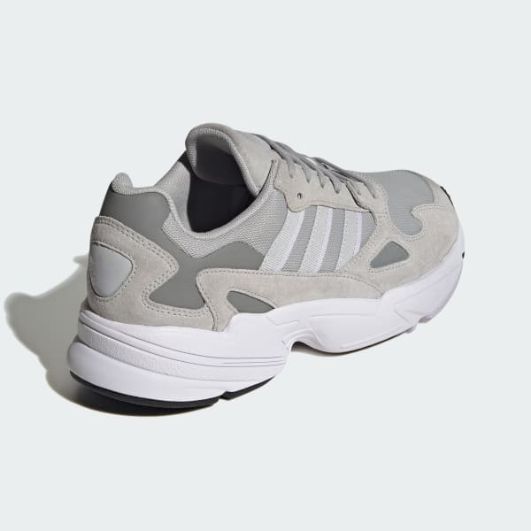 Adidas originals falcon negras sale 5.0