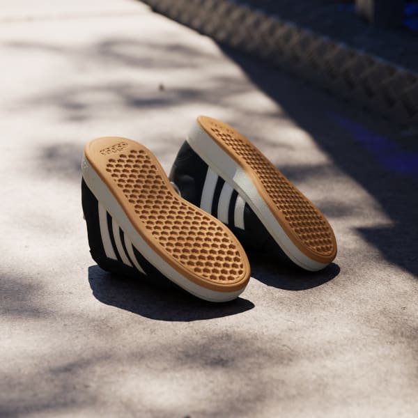 Schwarz Grand Court 00s Schuh