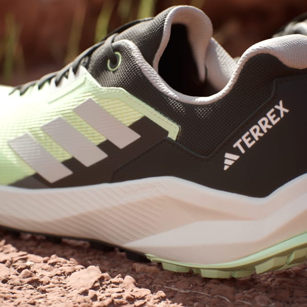 Adidas trail running outlet