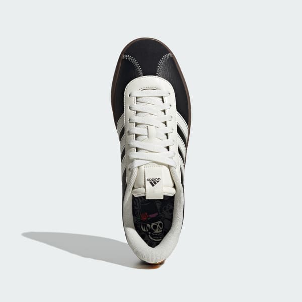 Adidas white black stripes top