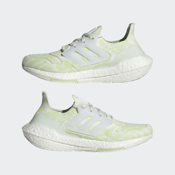 White ULTRABOOST 22 SHOES