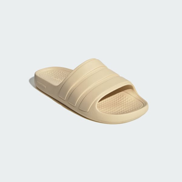 Beige Adilette Flow Slides