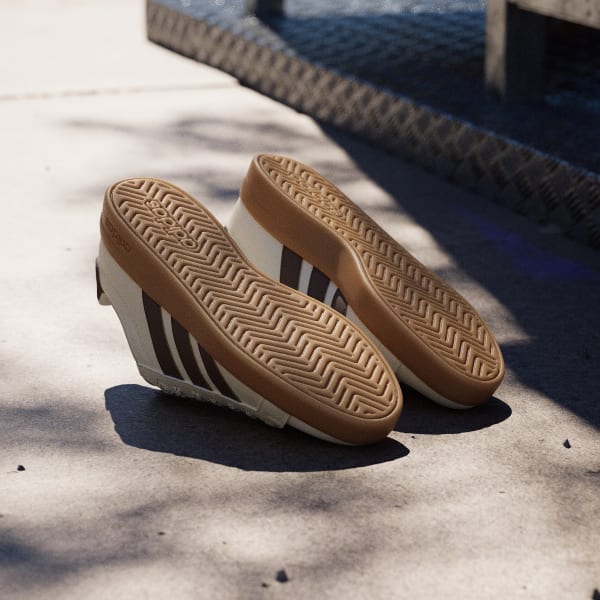 สีขาว รองเท้า GRAND COURT BASE 3.0