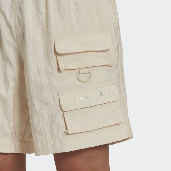 Beige Reveal Material Mix Short QC186