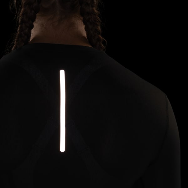 Svart Fast Running Long Sleeve Tee
