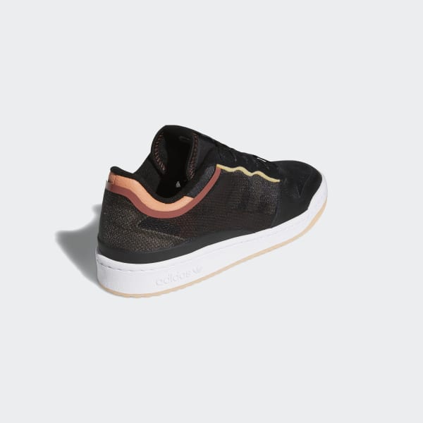 Black Forum Low TT Shoes KYM85