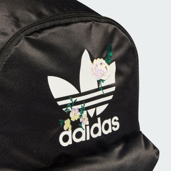 Mochila adidas con store flores