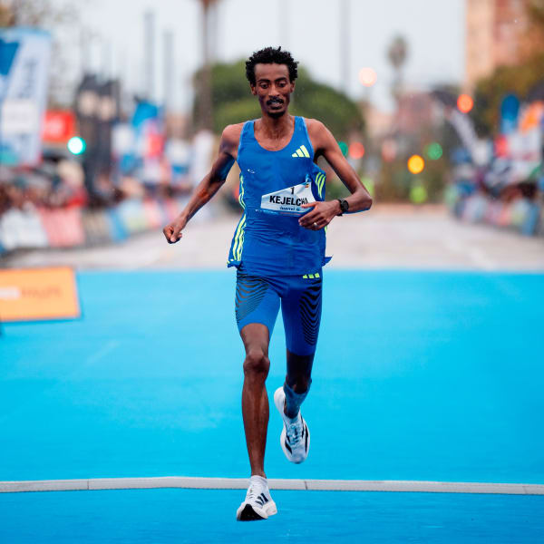 サイズ26cm adidas ADIZERO ADIOS PRO EVO 1 Adidas Tenis Adizero Adios Pro Evo 1 Pharrell Earth | Blanco