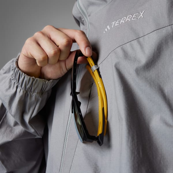Gris Cortavientos Terrex Xploric