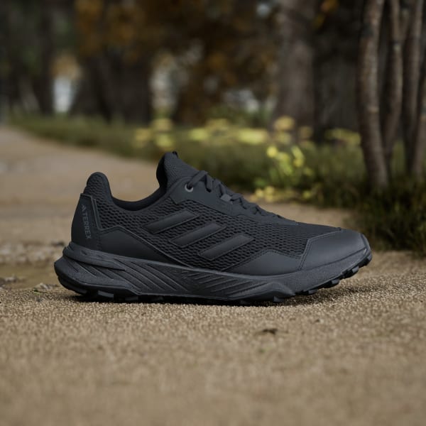 Black Tracefinder Trail Running Shoes