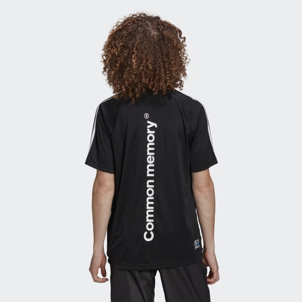 Μαύρο Graphics Common Memory Tee