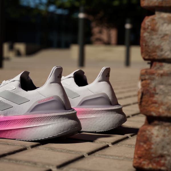 Adidas cloud ultimate deals
