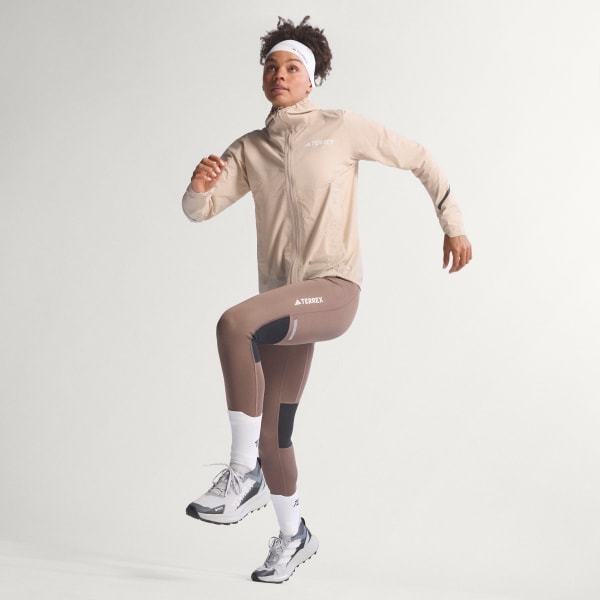 Brun Terrex Xperior 2.5 Layer Light CLIMAPROOF Jacket 
