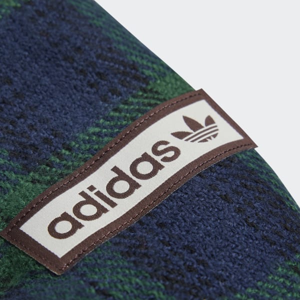 タータンスカーフ アディダスオリジナルス adidas Originals adidas（アディダス）の「タータンスカーフ / アディダス