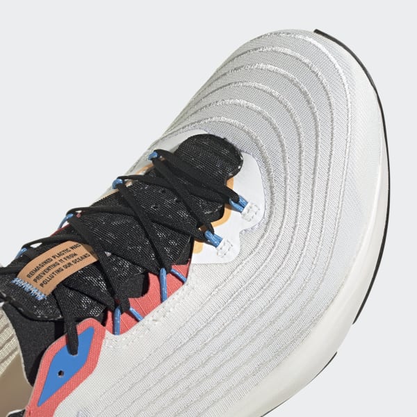 light strike shoes