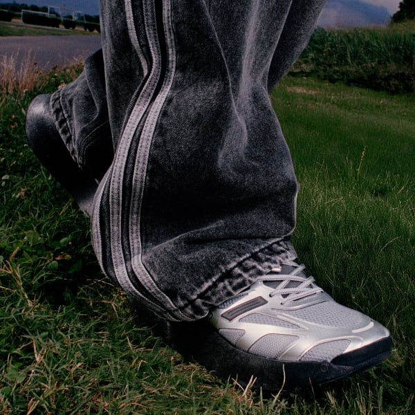 あく Amazon | カワサキ(Kawasaki) ZX-12Rアッパーカウル55028-1379